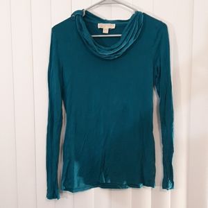 💥Michael Kors long sleeve shirt 💥2 for $20💥